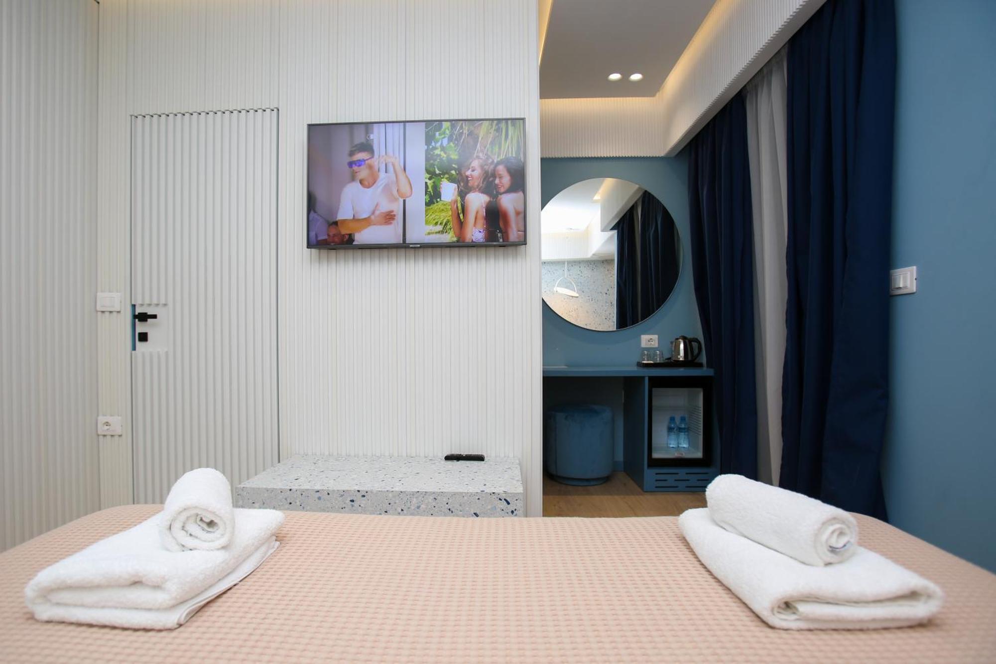 B&B Visar Rooms Wlora Zewnętrze zdjęcie
